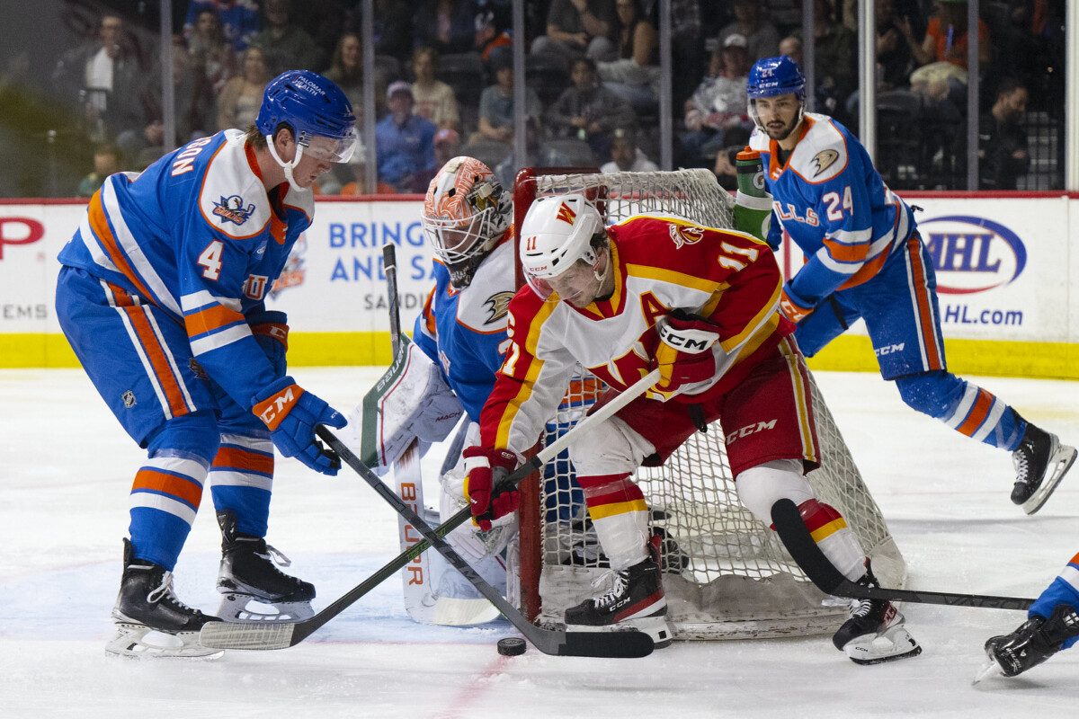 San Diego Gulls vs Calgary Wranglers April 7 2023